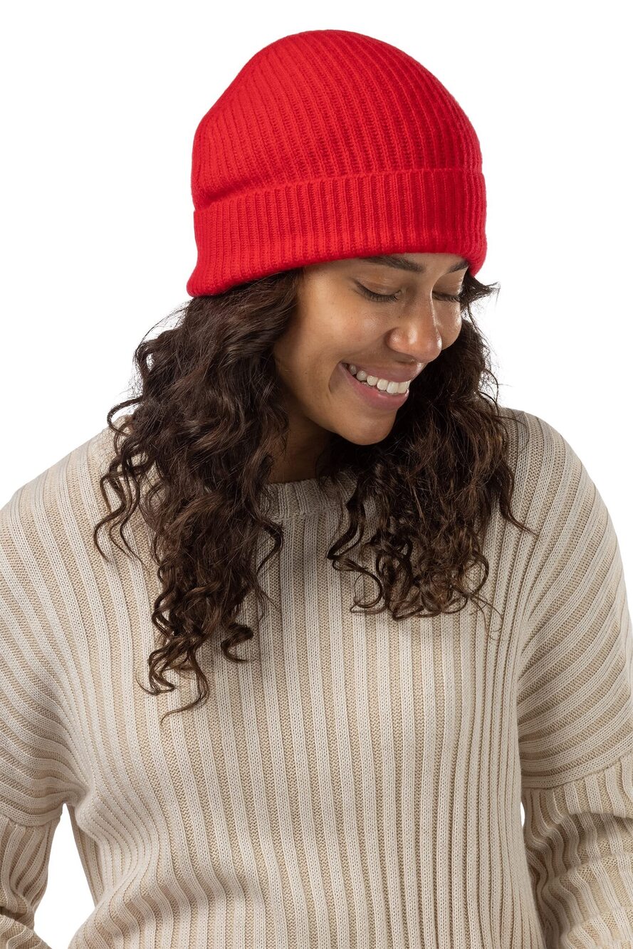 6240 100% Cashmere Cuffed Beanie Cardinal Red